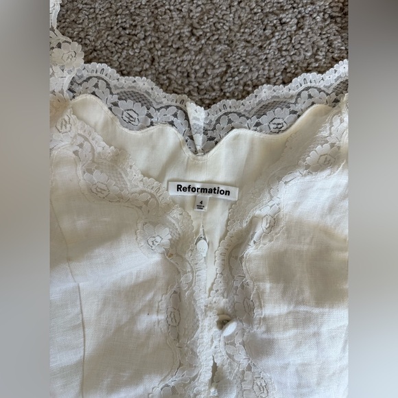 Reformation Linen Size 4 - Picture 10 of 13